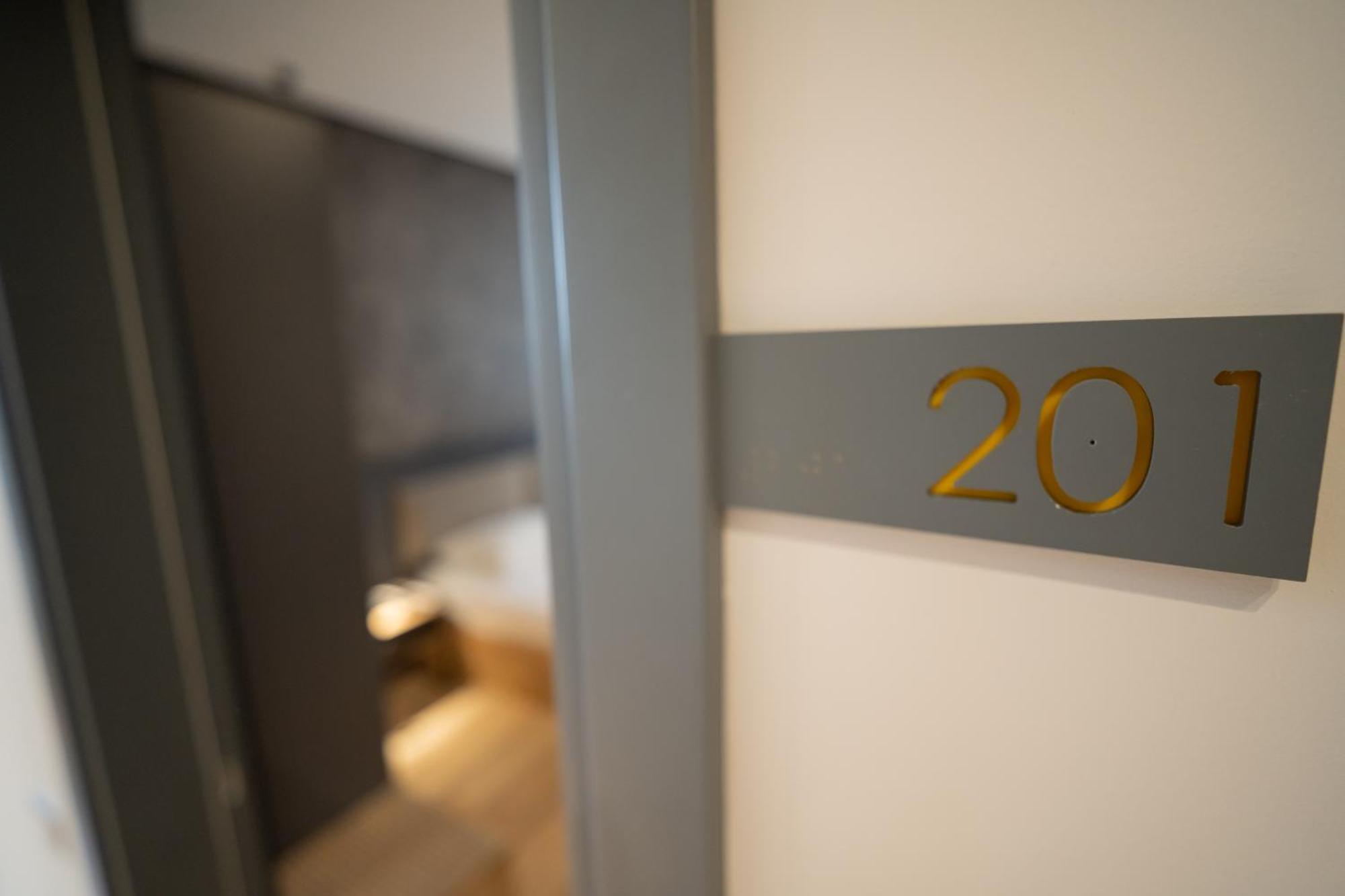 Center Boutique Hotel 티라나 외부 사진
